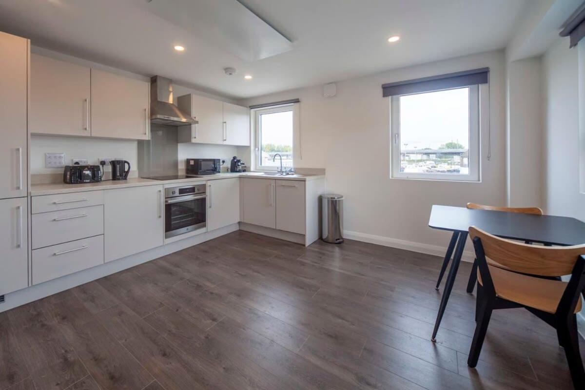 Lovely 1 Bedroom Apartment In Ashford Ашфорд Екстер'єр фото